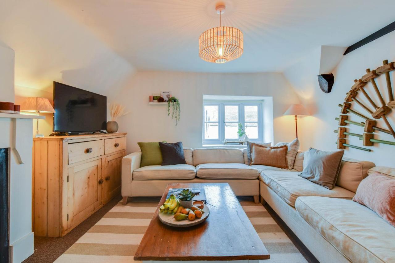 Апартаменти The Nook, Newly Available Relaxed 2 Bed, Cotswolds Саут-Керні Екстер'єр фото